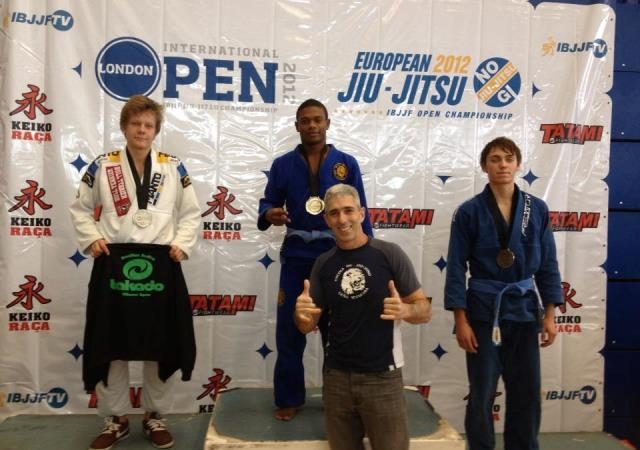 Professor lança confere entre academias de Jiu-Jitsu no Rio