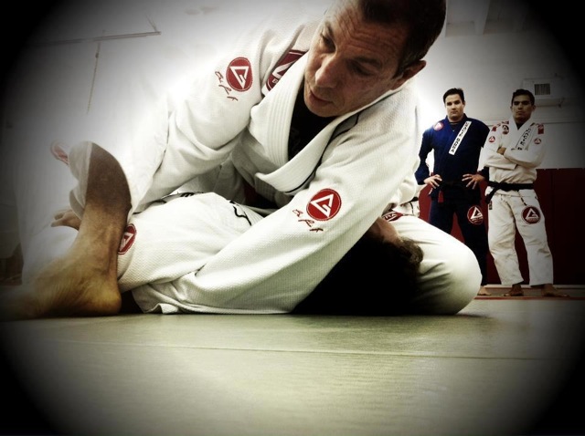 Carlos Gracie Jr. teaching. Photo: Gracie Barra