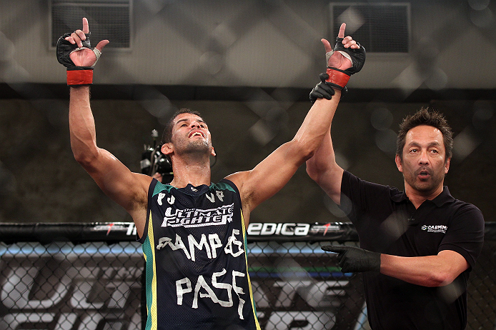 Léo Santos após vitória no "TUF Brasil 2". Foto: UFC/Divulgação