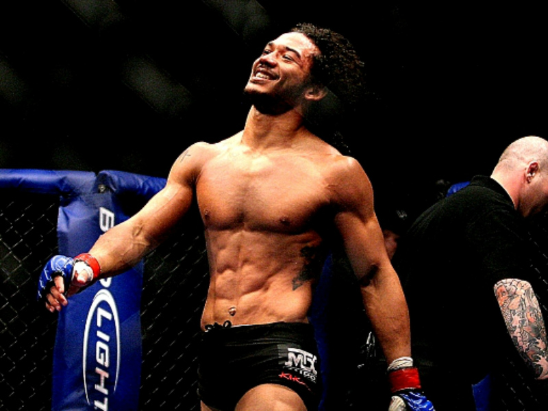 EX-CAMPEÃO DO UFC E WEC, BEN HENDERSON TOMA AMASSO RUSSO NO