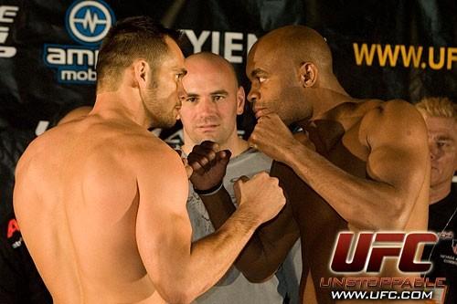 Vídeo: Anderson Silva vence Rich Franklin e se torna campeão do UFC