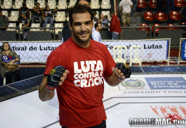 Léo Leite está treinando boxe todo dia para seu próximo compromisso no MMA, em setembro. Foto: Carlos Arthur Jr