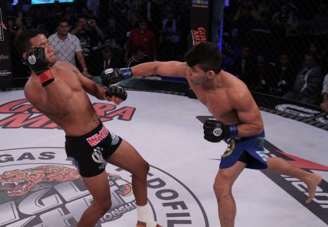 Rayner não da chances para Arinaldo e nocauteia no primeiro round. Foto: Fernando Azevedo/Divulgação