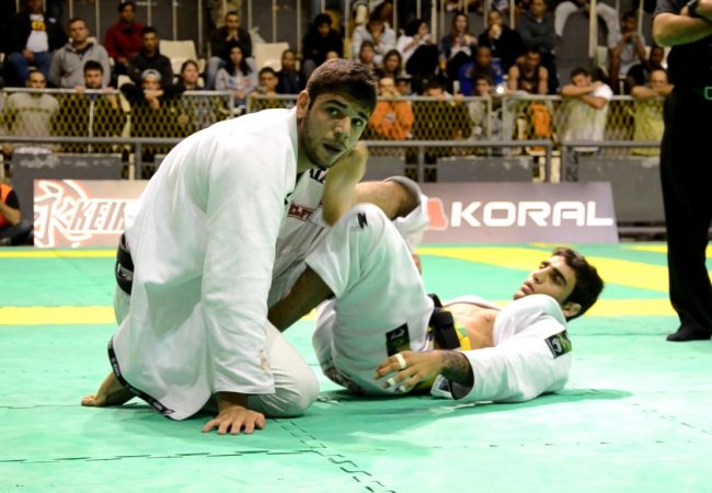 Vídeo: a final do absoluto entre Leandro Lo x João Gabriel no Rio Open de Jiu-Jitsu