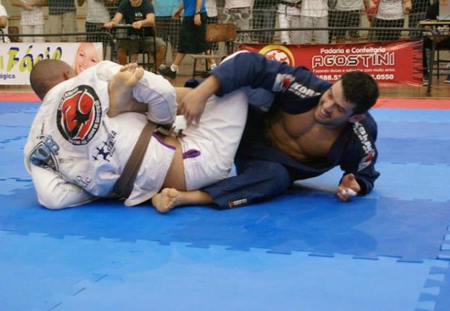 Torneio de Jiu-Jitsu no Rio Grande do Sul paga R$ 2 mil ao melhor faixa-marrom