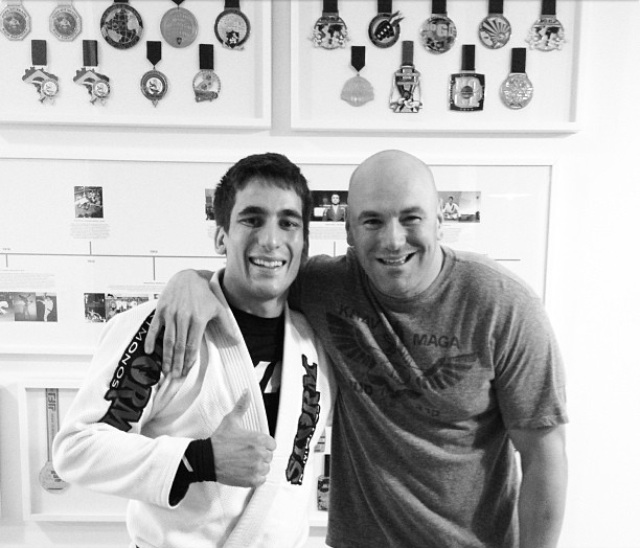 Gui Mendes com Dana White na AOJ em Costa Mesa