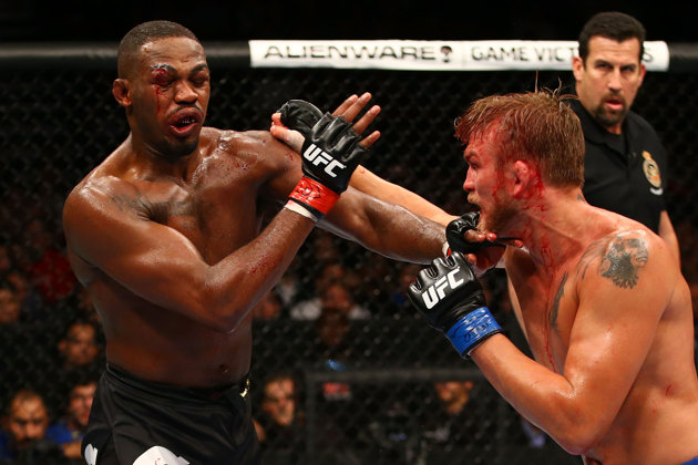 Gustafsson soca Jon Jones no UFC 165 em Toronto