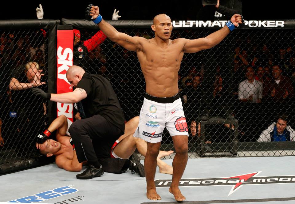 Jacaréafter defeating judoka Yushin Okami at UFC Belo Horizonte. Photo: Josh Hedges / Zuffa via Getty Images