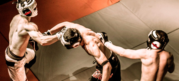 Vídeo: No MMA, atleta nocauteia e finaliza dois oponentes seguidos em 31s