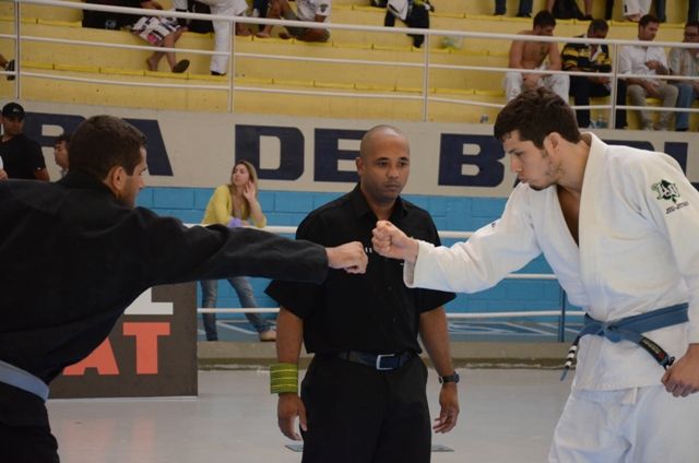 O dia em que o faixa-azul apavorou o faixa-preta de Jiu-Jitsu