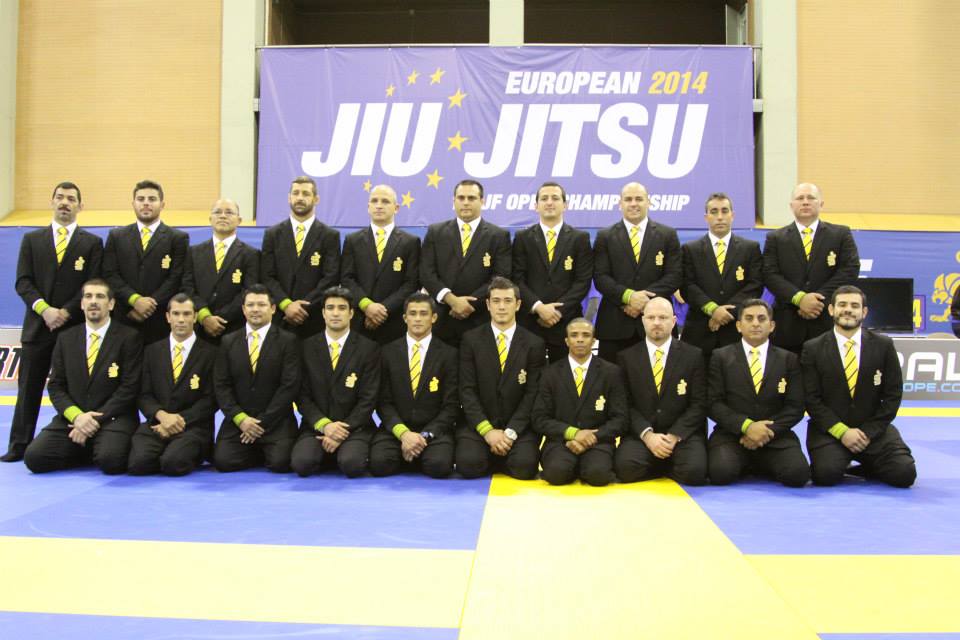 O corpo de arbitragem no Europeu de Jiu Jisu.jpg