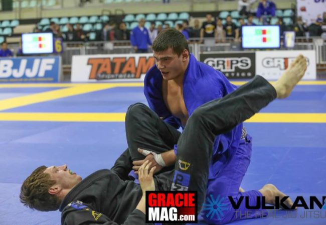 Europeu de Jiu-Jitsu: russo vence absoluto azul no 1º dia