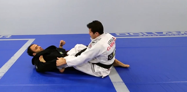 Anule a guarda 50/50 no Jiu-Jitsu, com Caio Terra