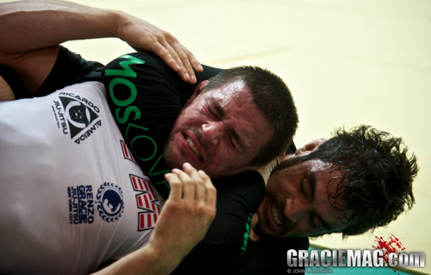 Kron Gracie finishes Garry Tonon in ADCC . Photo : John Lamonica / GRACIEMAG