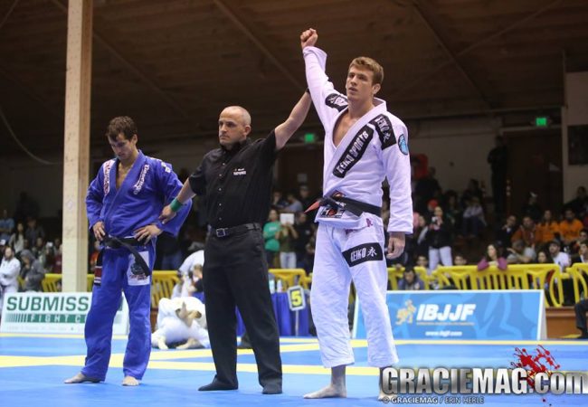 Keenan no braço: veja a final do absoluto faixa-preta no San Francisco Open