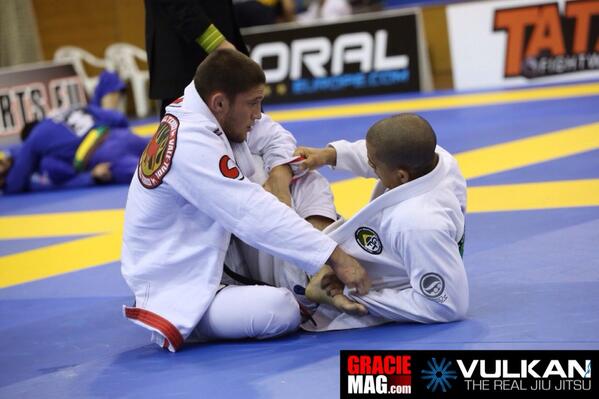 Aprenda 2 contra-ataques para aniquilar a guarda 50/50 no Jiu-Jitsu!