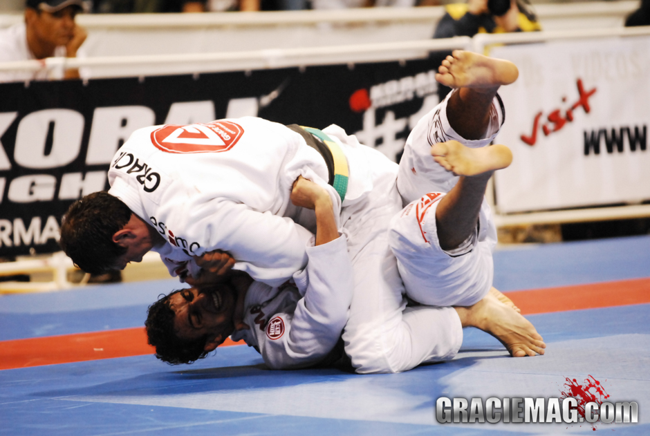 Oooh, there goes the blanket! – Gracie Barra cheering section, in 2009, during Roger Gracie’s matches. Photo by Ivan Trindade