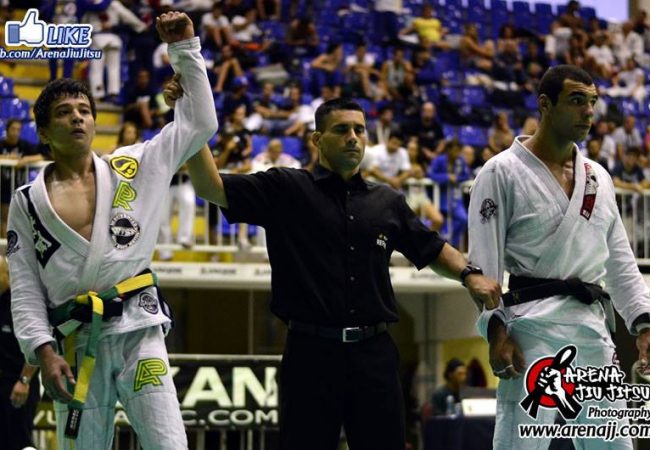 Sul-Brasileiro: veja a final do absoluto faixa-preta entre Paulo Miyao e Jurandir Vieira