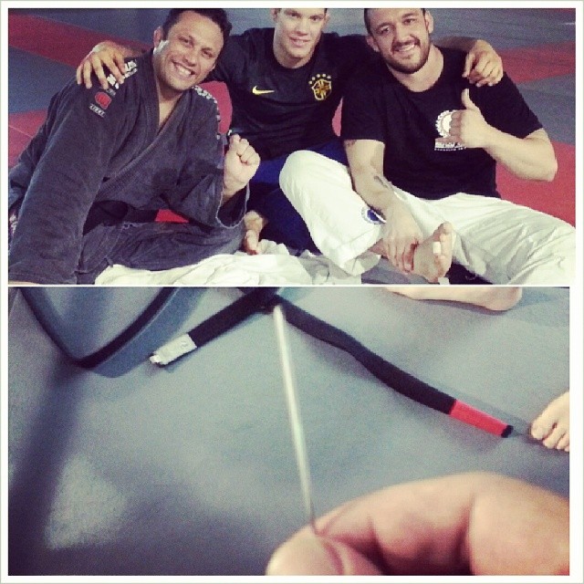 Renzo Gracie pulls out pin from Tom DeBlass' toe