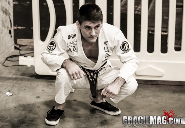 Exclusive: Rafael Mendes teaches how to protect your guard and lock the triangle