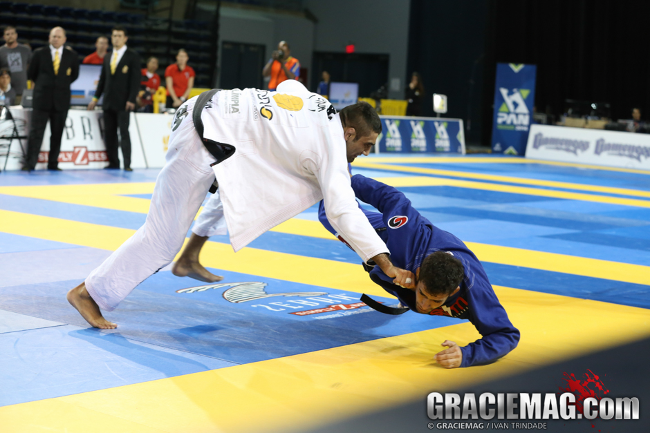 Lo vs. Otavio in the 2014 Pan