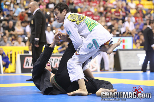 Relembre Paulo Miyao x Keenan Cornelius e confirme seu nome no Mundial 2014