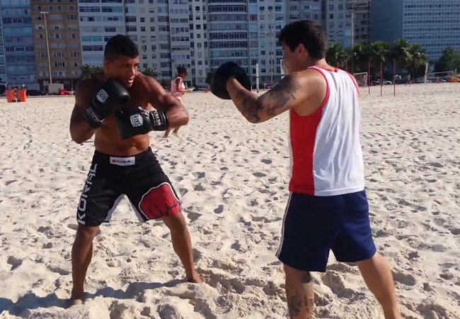 Vídeo: Fera do Jiu-Jitsu, Durinho afia o boxe para o Face to Face 7
