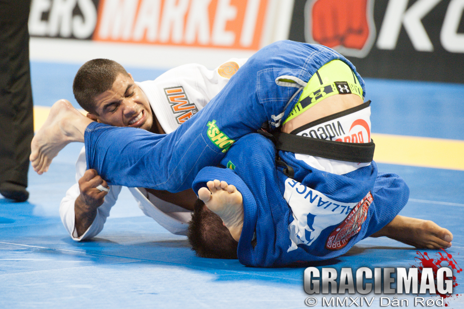 JT Torres during the battle against Langhi