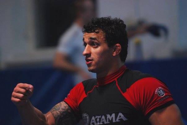 Romulo Barral teaches a submission and accidentally “chokes out” his student