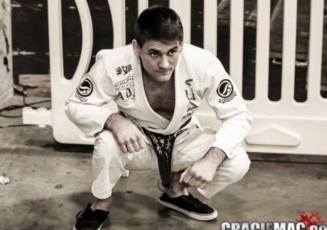 Learn Jiu-Jitsu: Watch Rafael Mendes training with a famous UFC fighter