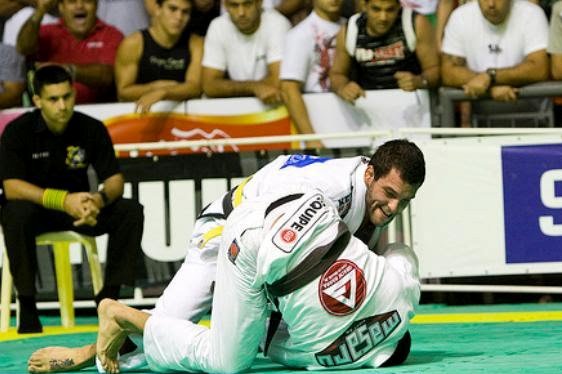 Jiu-Jitsu: Uma aula de giro para assombrar o passador, com Guga Campos