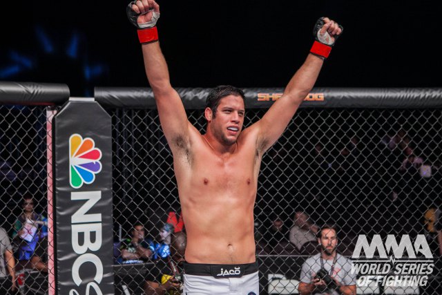 Neiman Gracie wins at WSOF 11 in Florida.