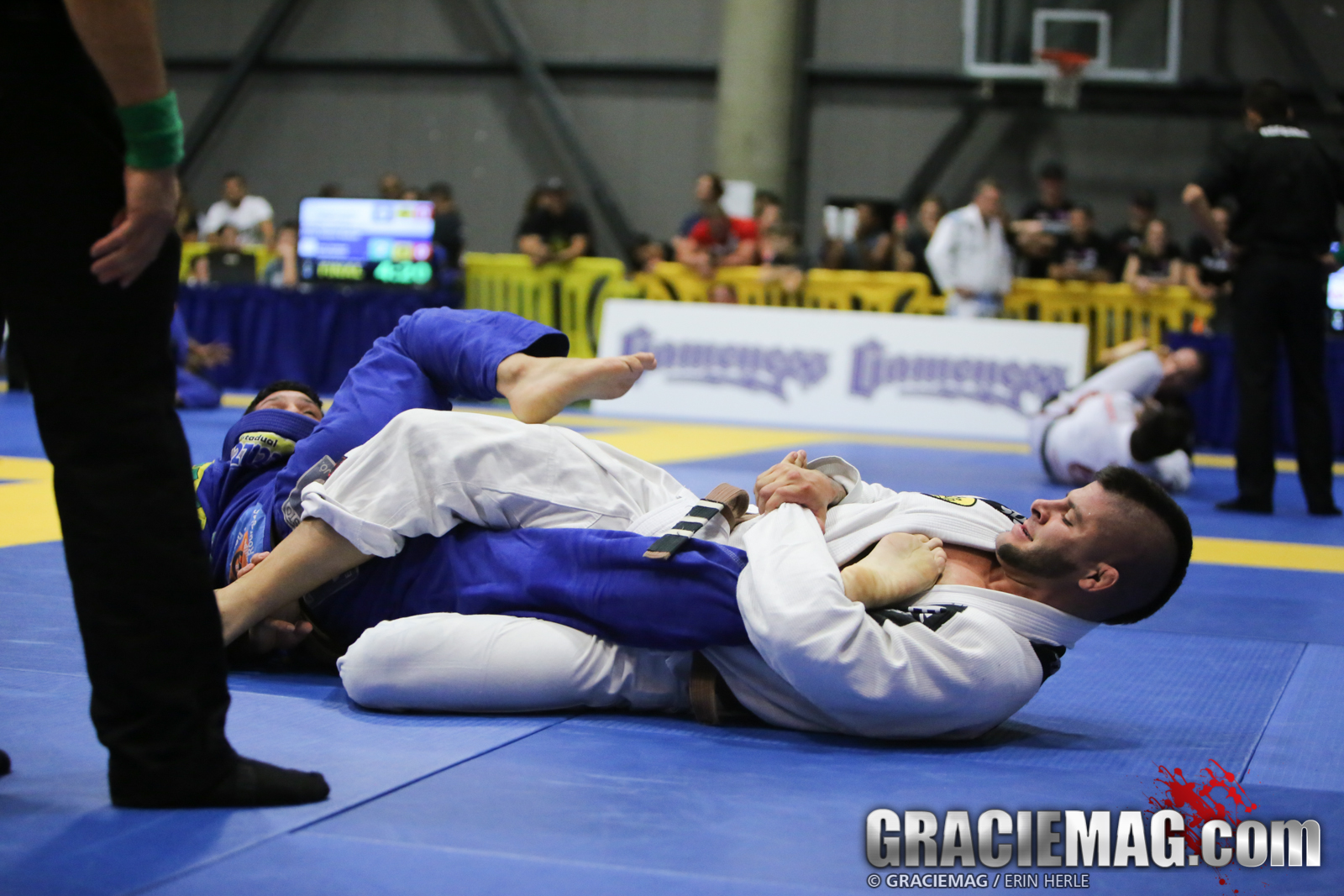 Gabriel secures a kneebar in the final. Photo: Erin Herle