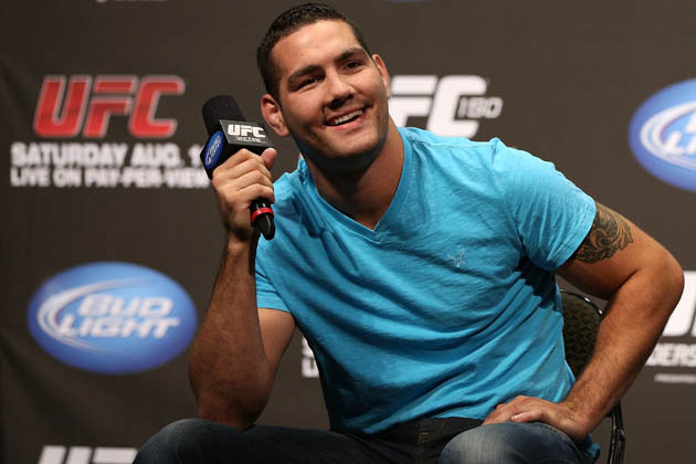 UFC champion, Chris Weidman saves elderly and becomes a hero outside the Octagon
