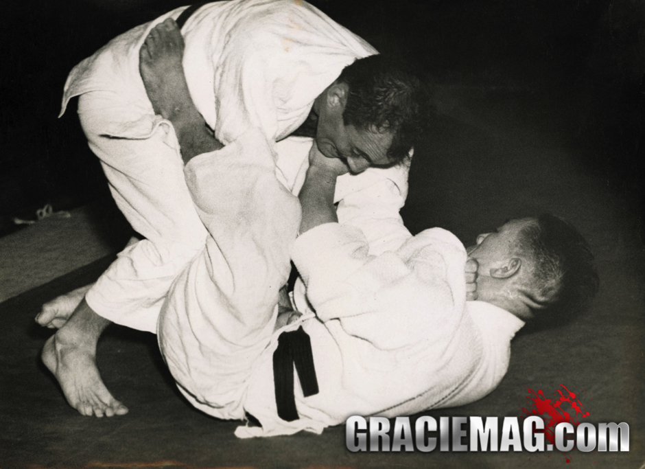 Helio fighting Kato in 1951