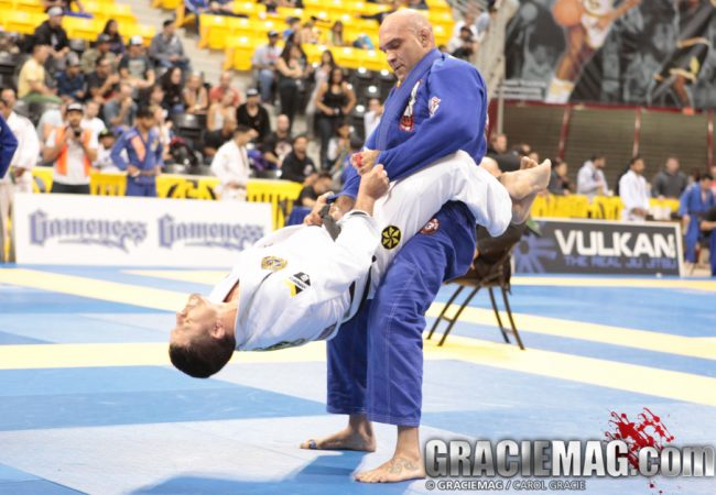 Roberto Godoi relembra percalços e vitórias no Jiu-Jitsu