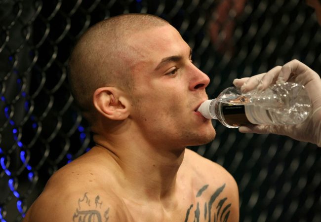 Jiu-Jitsu no UFC: use a pressão e o triângulo de mão, com Dustin Poirier