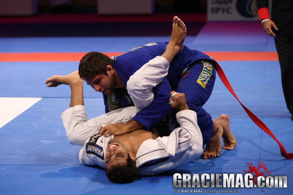 Buchecha vs. Lo at the 2015 WPJJC black belt open class semifinal