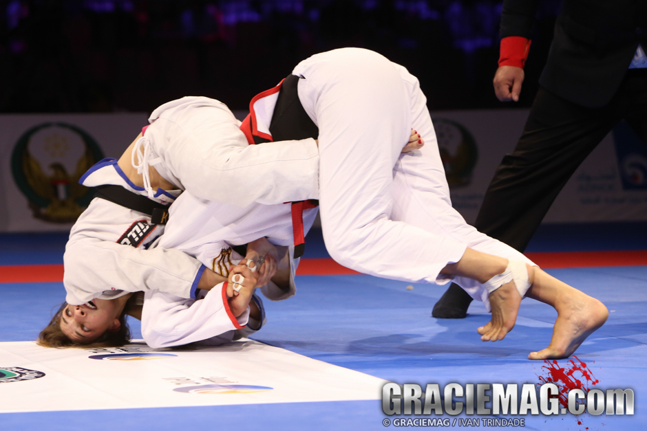 Mackenzie Dern vs. Vanessa Oliveira at the 2015 WPJJC open class final