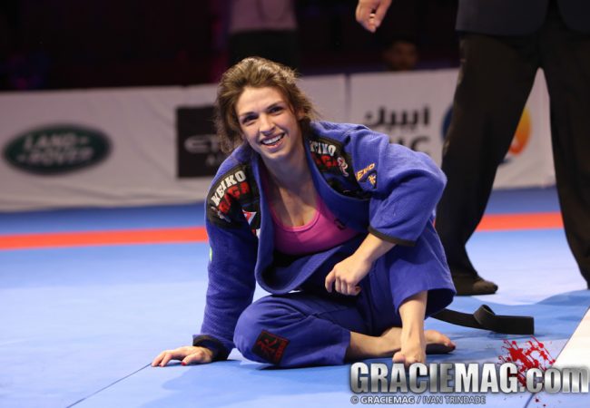 Mackenzie Dern revela como lapidou seu leglock e dá conselho às lutadoras de Jiu-Jitsu