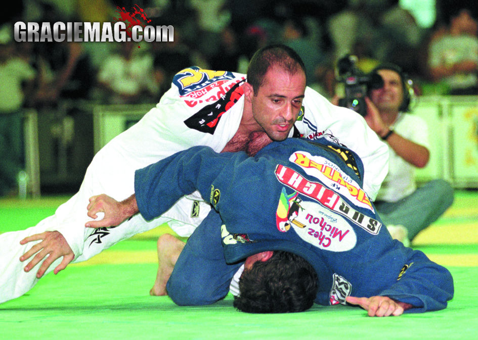 Gigi rumo à medalha de ouro no Mundial de 1999. Foto: Gustavo Aragão/GRACIEMAG