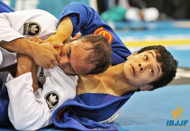 Paulo Miyao at the 2015 American Nationals against Samir Chantre. Photo by Samantha Deeder.