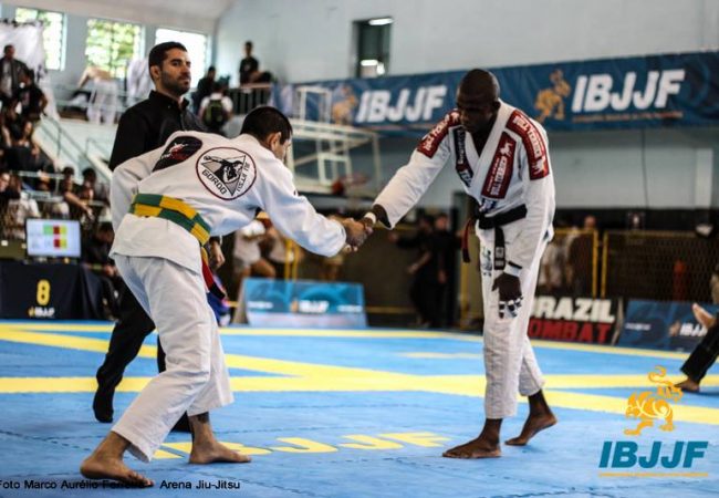 Jiu-Jitsu: O estrangulamento de Isaque Paiva na final do São Paulo BJJ Pro