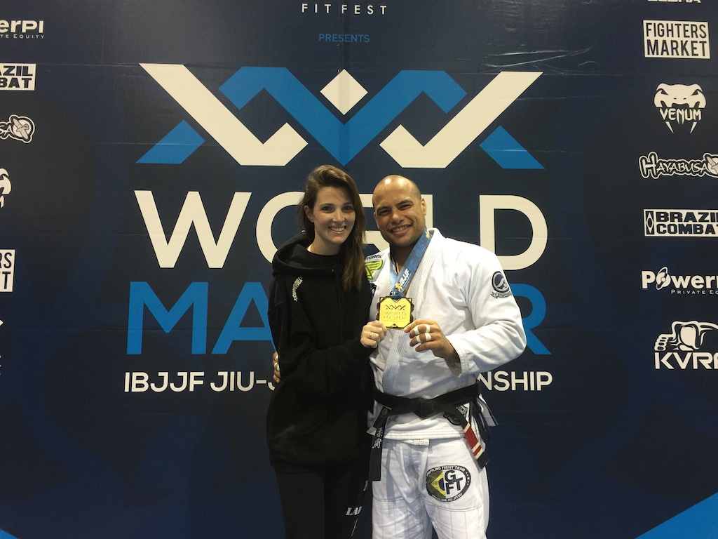 Os noivos Karen Ferro e Alberto Ramos no Mundial Master 2015, em setembro: pódio duplo para o casal da GFTeam.