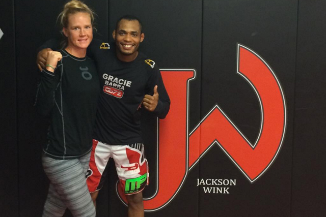 Watch: Holly Holm shows her armbar skills during session with Rafael Barata