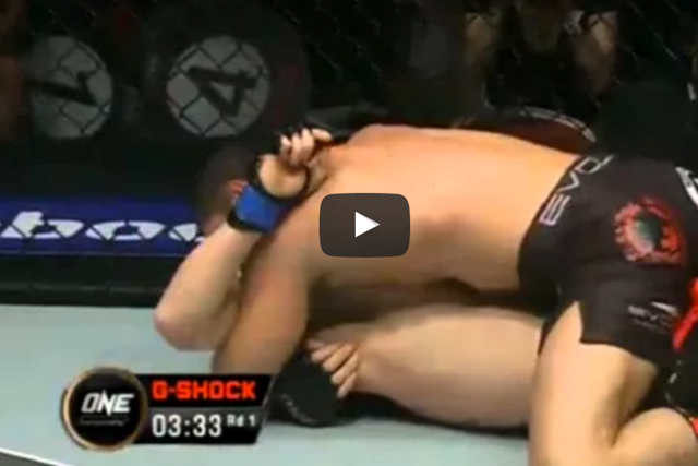 Watch how Roger Gracie won the light-heavyweight belt at One FC