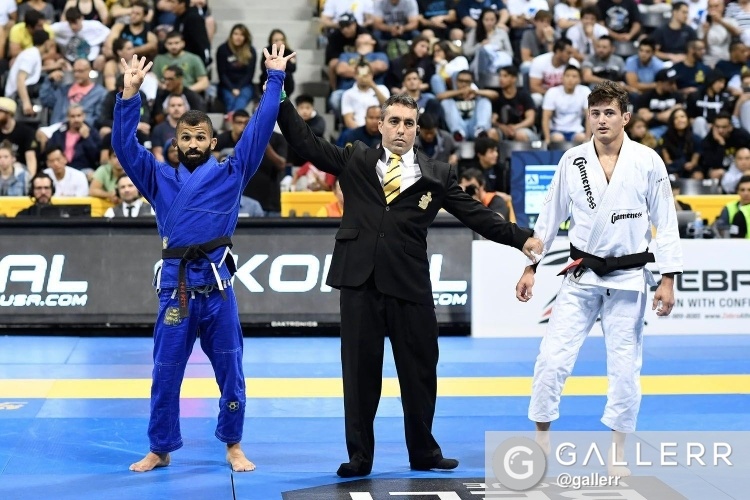 Resultados, campeões e toda ação das incríveis finais da faixa-preta  masculino no Mundial de Jiu-Jitsu 2016