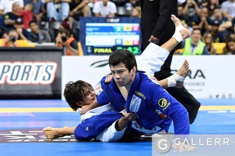 Resultados, campeões e toda ação das incríveis finais da faixa-preta  masculino no Mundial de Jiu-Jitsu 2016