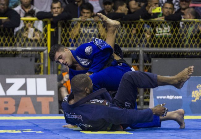 Watch how Erberth Santos defeated Patrick Gaudio at Rio Open Jiu-Jitsu Absolute Final