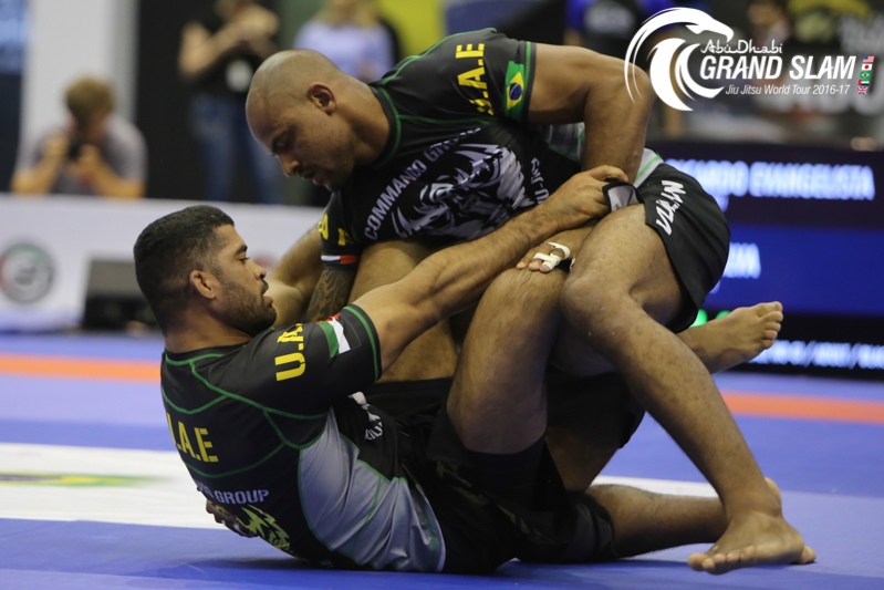 Igor Silva vs. Ricardo Evangelista. Ivan Trindade/Ane Nunes/Gentle Art Media